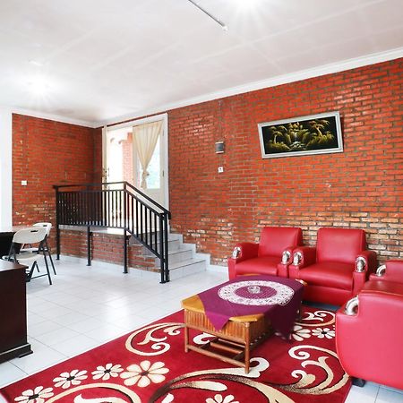Villa Madani Paragajen Exteriör bild