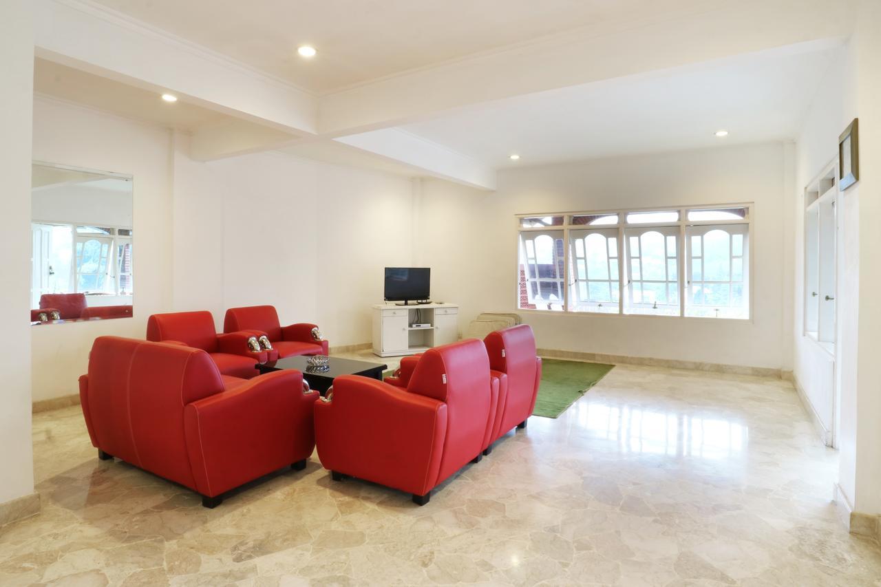 Villa Madani Paragajen Exteriör bild