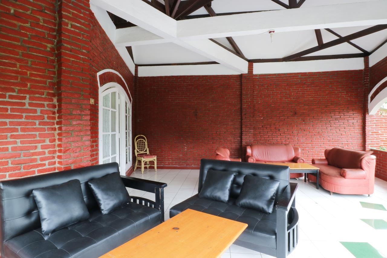 Villa Madani Paragajen Exteriör bild